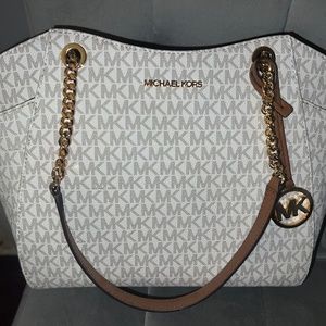 Michael Kors vanilla purse